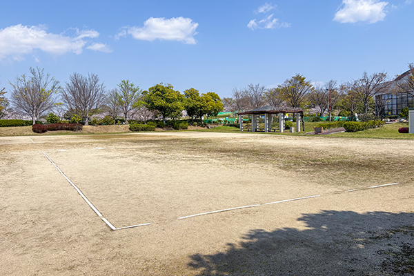 ゲートボール場